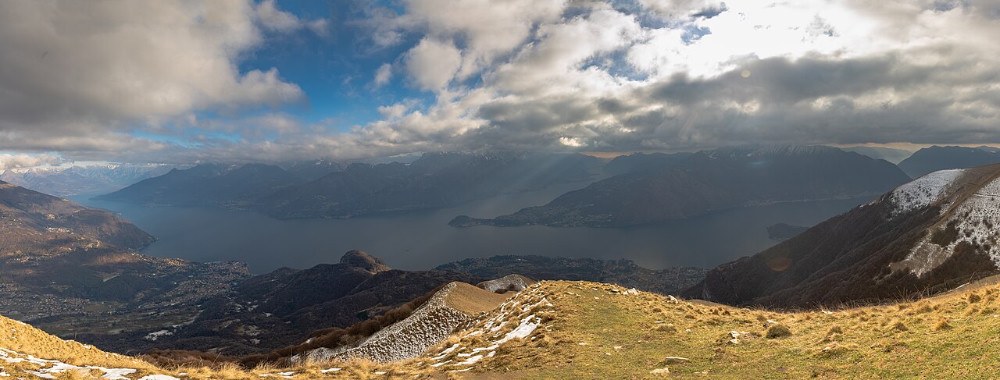 Lake Como panoramic view